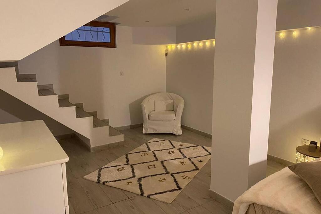 Villa Des Oliviers Avec Piscine Chassagny Экстерьер фото